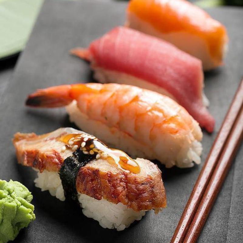 Nigiri salmon